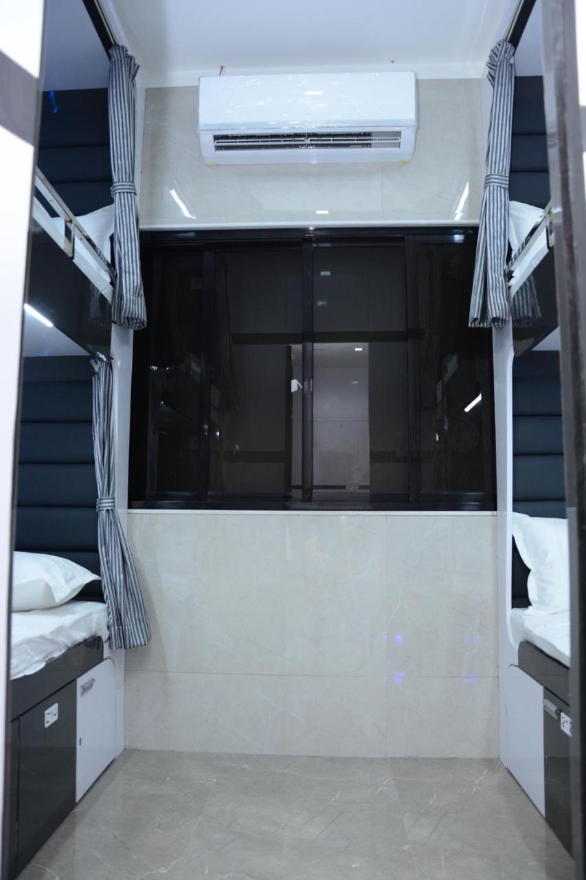 Ocean Dormitory Мумбаи Экстерьер фото