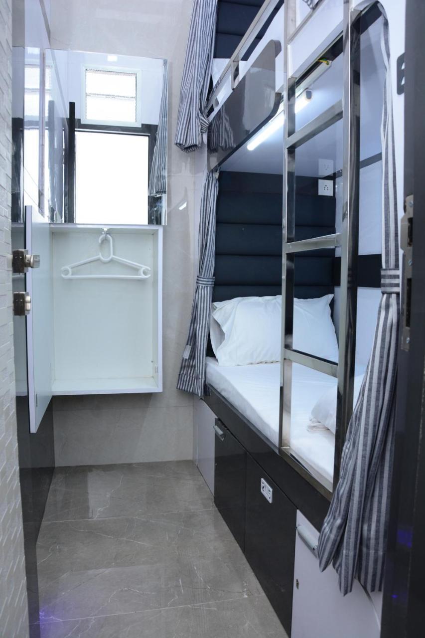 Ocean Dormitory Мумбаи Экстерьер фото