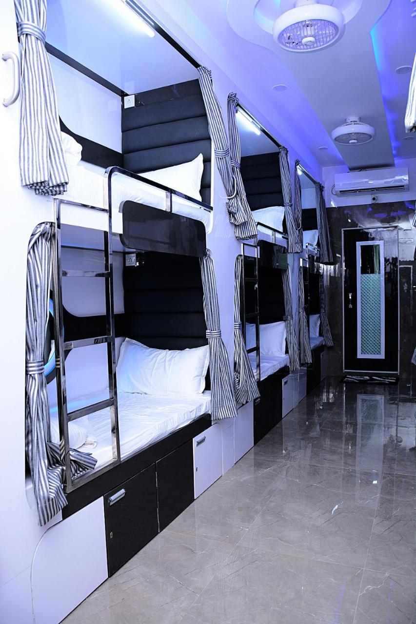 Ocean Dormitory Мумбаи Экстерьер фото