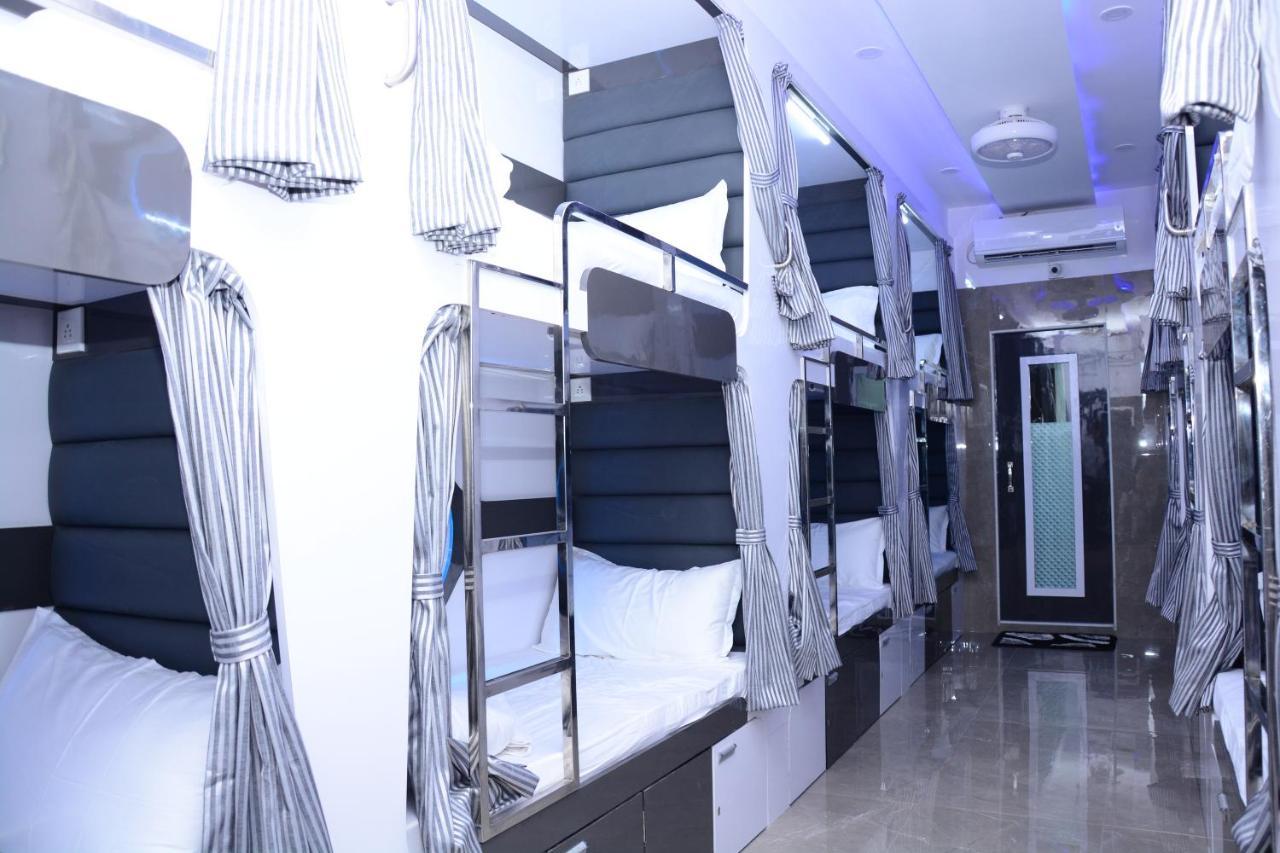 Ocean Dormitory Мумбаи Экстерьер фото